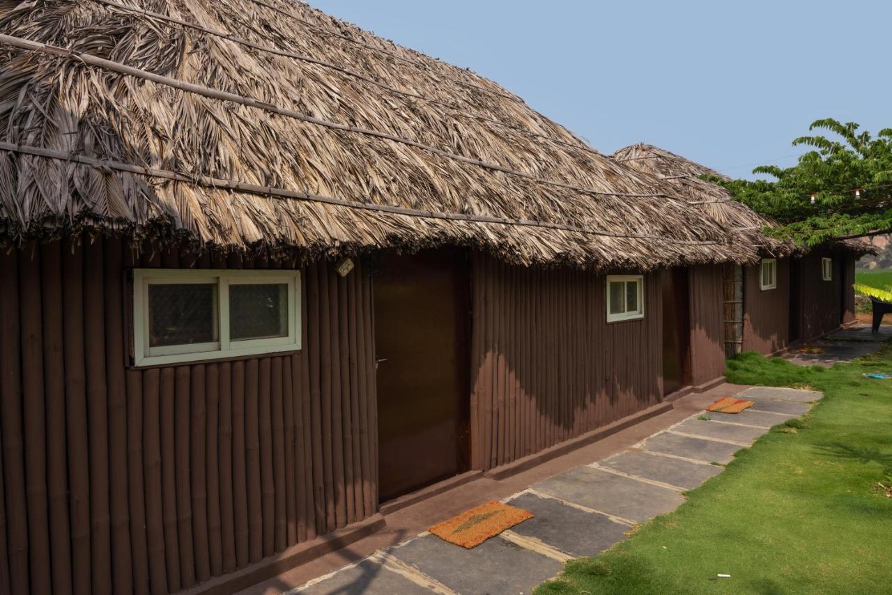 Hippie Land Hampi Hotell Eksteriør bilde