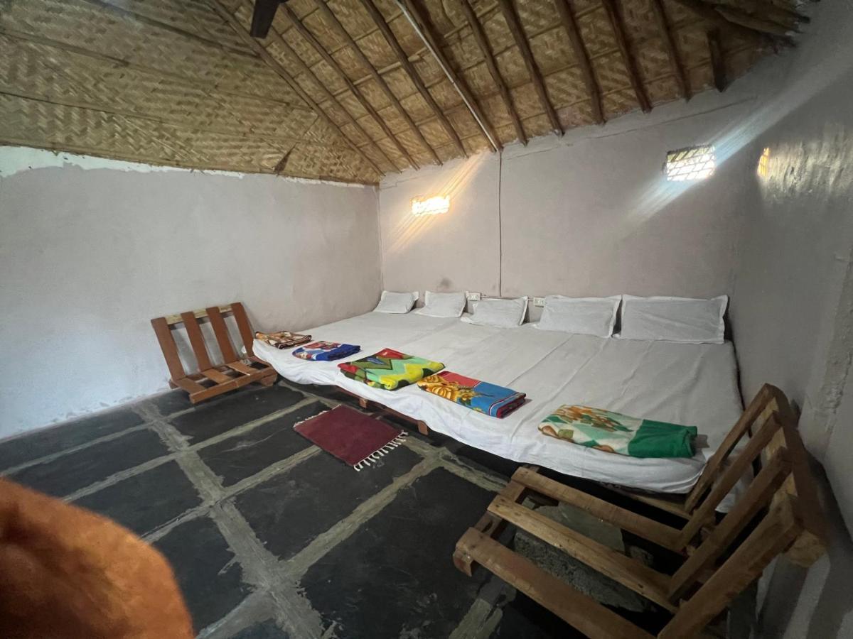 Hippie Land Hampi Hotell Eksteriør bilde